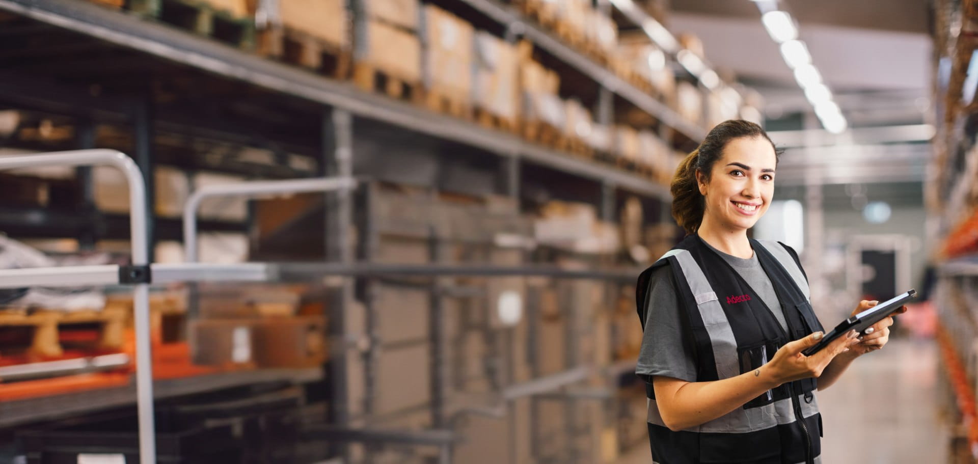 Adecco Logistik Mitarbeiterin Adecco Logistik Mitarbeiterin